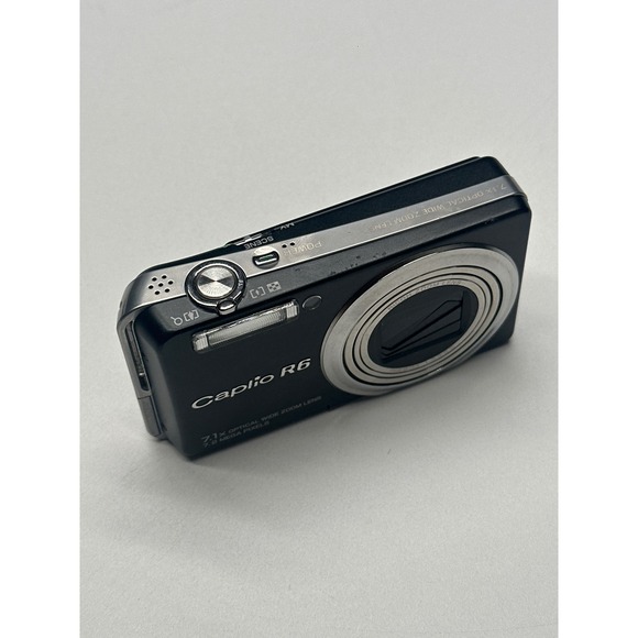 Ricoh Caplio R6 Digital Camera 7.1x Optical Zoom Lens 7.2 Mega Pixels Black - Picture 2 of 5